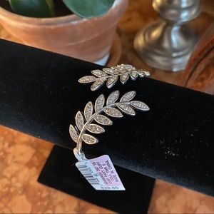 NEW Leaf Bangle